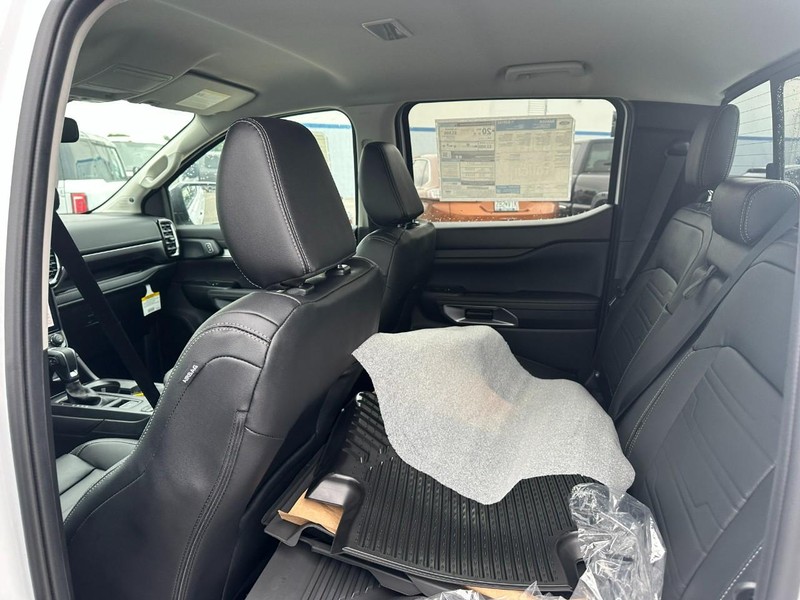 Ford Ranger Vehicle Full-screen Gallery Image 4