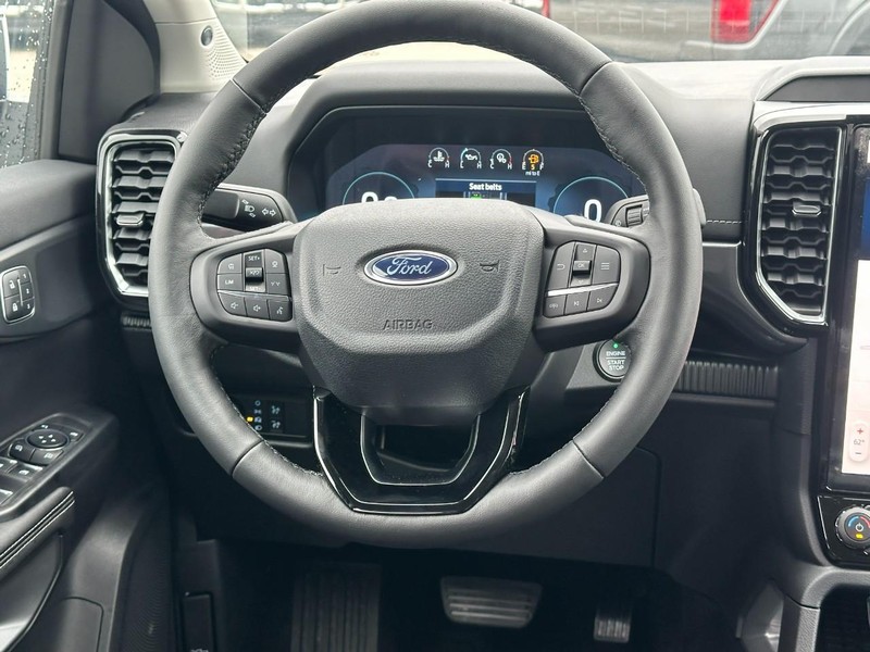 Ford Ranger Vehicle Full-screen Gallery Image 6