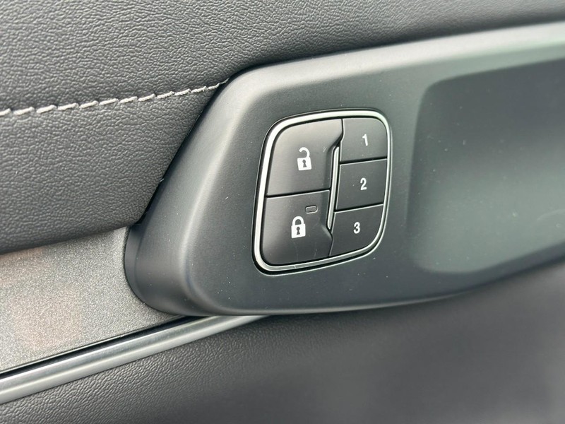 Ford Ranger Vehicle Full-screen Gallery Image 10