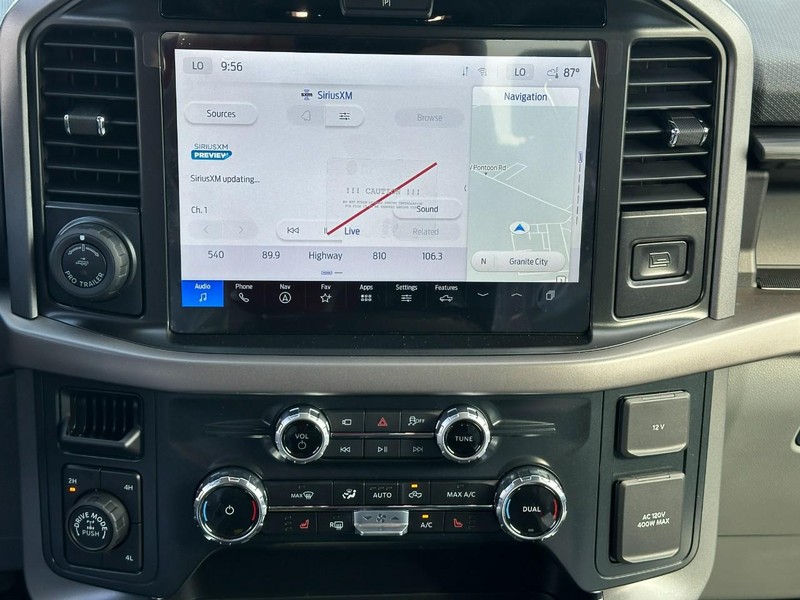 Ford F-150 Vehicle Full-screen Gallery Image 7