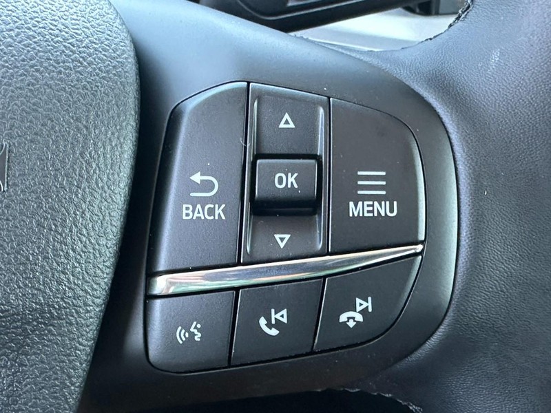 Ford Bronco Sport Vehicle Full-screen Gallery Image 12