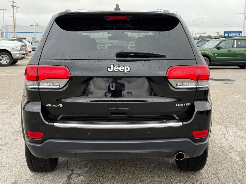 Jeep Grand Cherokee Vehicle Full-screen Gallery Image 4