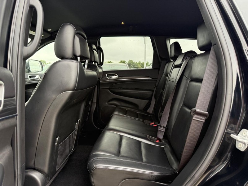 Jeep Grand Cherokee Vehicle Full-screen Gallery Image 10