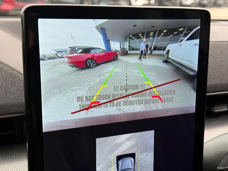 Ford Mustang Mach-E Vehicle Full-screen Gallery Image 13