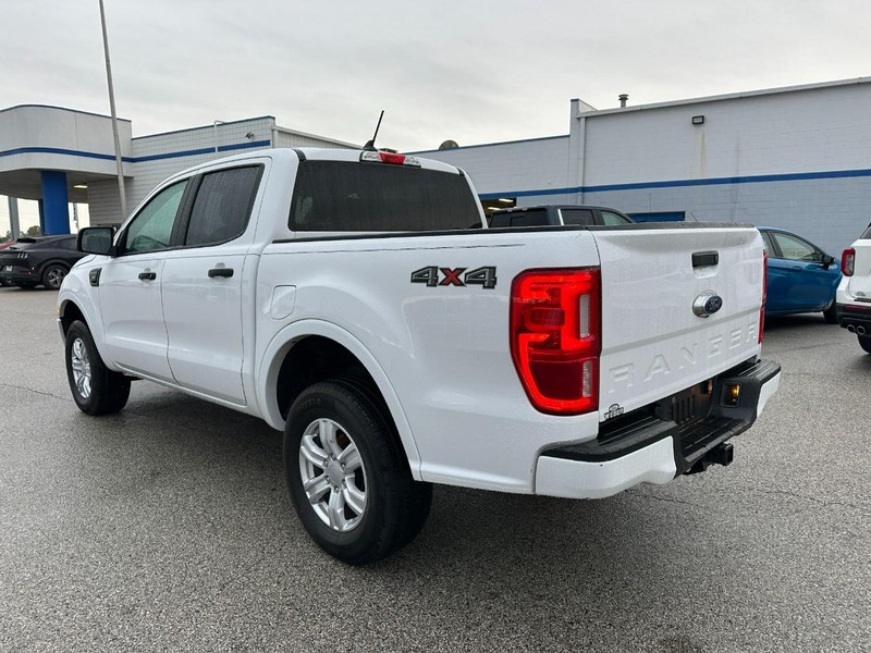 Ford Ranger Vehicle Full-screen Gallery Image 3