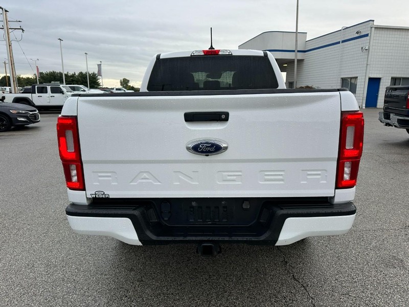 Ford Ranger Vehicle Full-screen Gallery Image 4