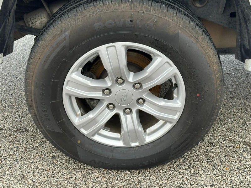 Ford Ranger Vehicle Full-screen Gallery Image 7