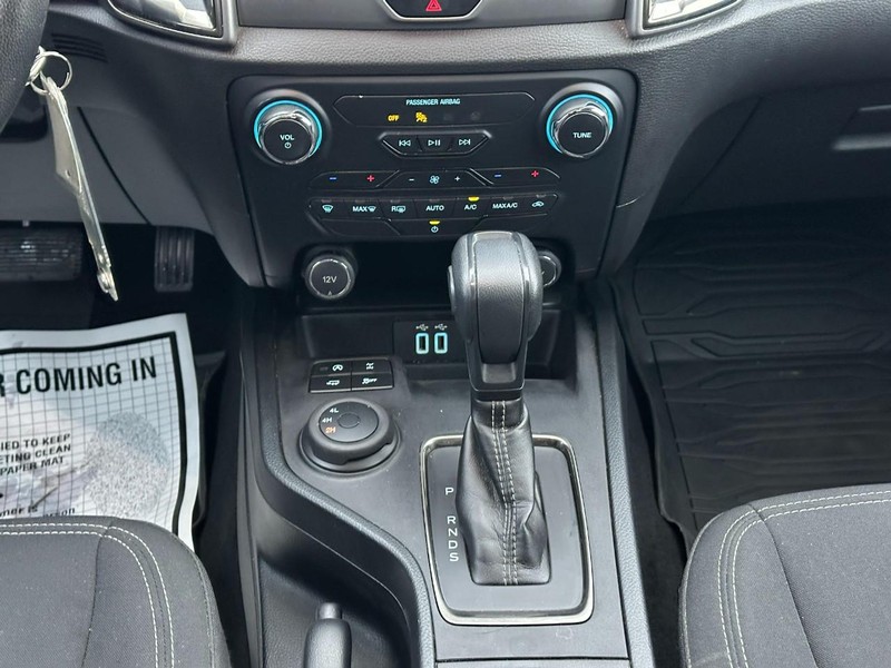 Ford Ranger Vehicle Full-screen Gallery Image 14