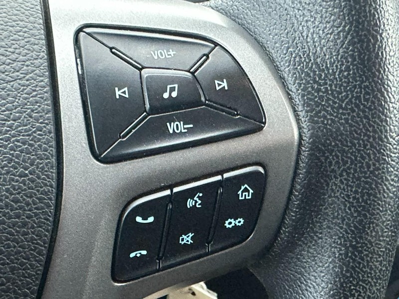 Ford Ranger Vehicle Full-screen Gallery Image 19