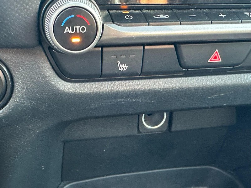 Mazda CX-50 Vehicle Full-screen Gallery Image 22