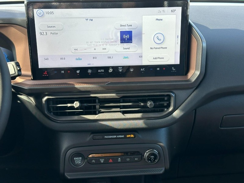 Ford Bronco Sport Vehicle Full-screen Gallery Image 7