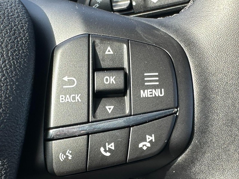 Ford Bronco Sport Vehicle Full-screen Gallery Image 13