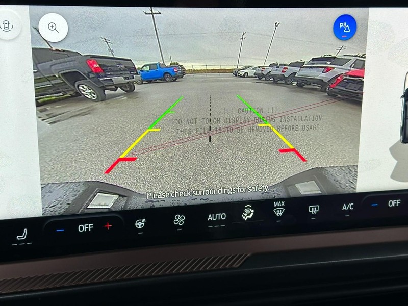 Ford Bronco Sport Vehicle Full-screen Gallery Image 13