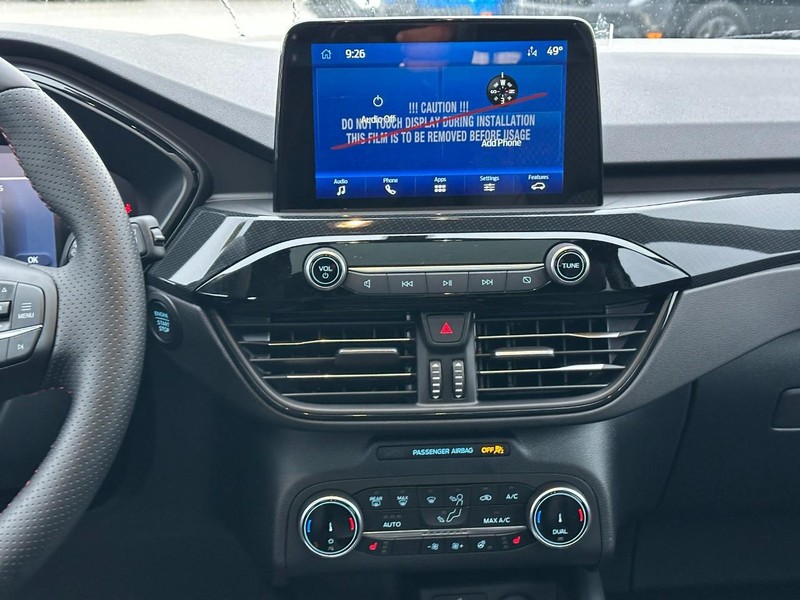 Ford Escape Vehicle Full-screen Gallery Image 8