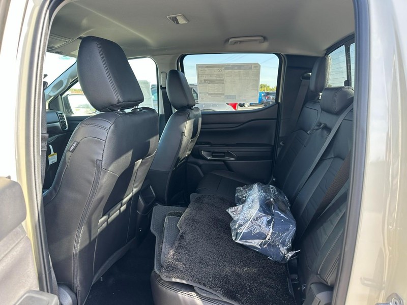 Ford Ranger Vehicle Full-screen Gallery Image 4