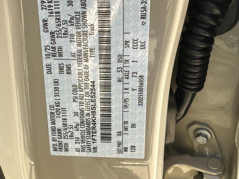 Ford Ranger Vehicle Full-screen Gallery Image 15