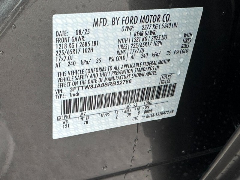 Ford Maverick Vehicle Full-screen Gallery Image 15