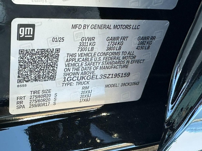 Chevrolet Silverado 1500 Vehicle Full-screen Gallery Image 19