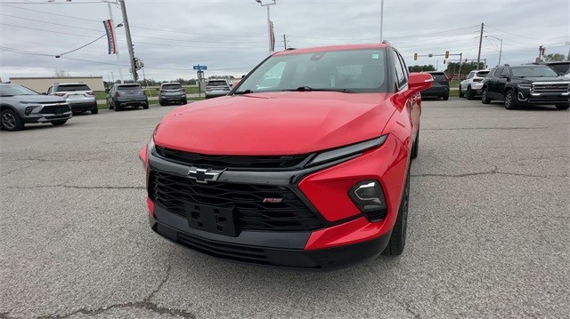 Chevrolet Blazer Vehicle Full-screen Gallery Image 3