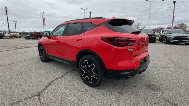 Chevrolet Blazer Vehicle Full-screen Gallery Image 6