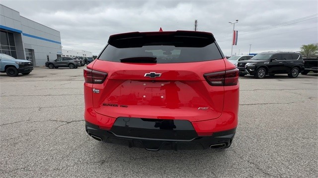 Chevrolet Blazer Vehicle Full-screen Gallery Image 7