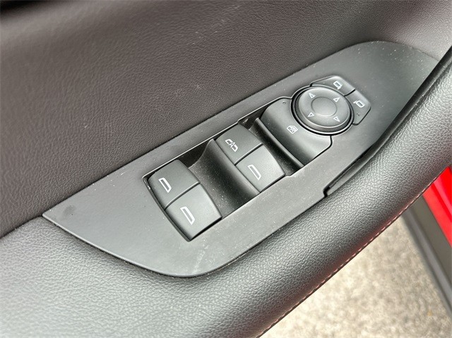 Chevrolet Blazer Vehicle Full-screen Gallery Image 24