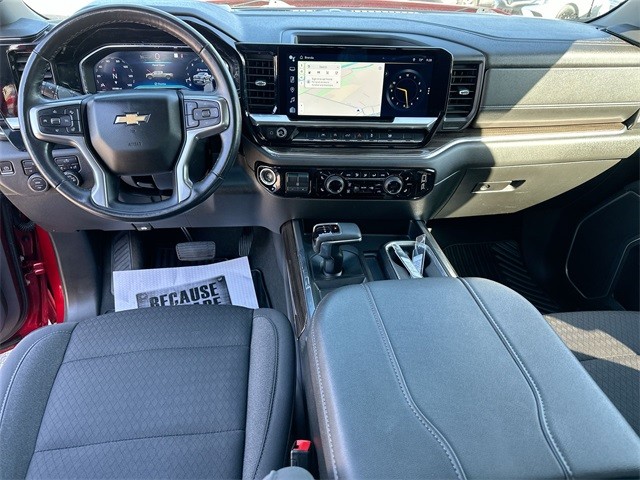Chevrolet Silverado 1500 Vehicle Full-screen Gallery Image 20