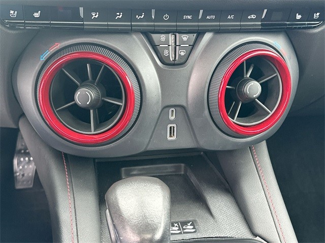 Chevrolet Blazer Vehicle Full-screen Gallery Image 17