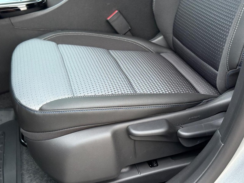 Chevrolet Trax Vehicle Full-screen Gallery Image 17