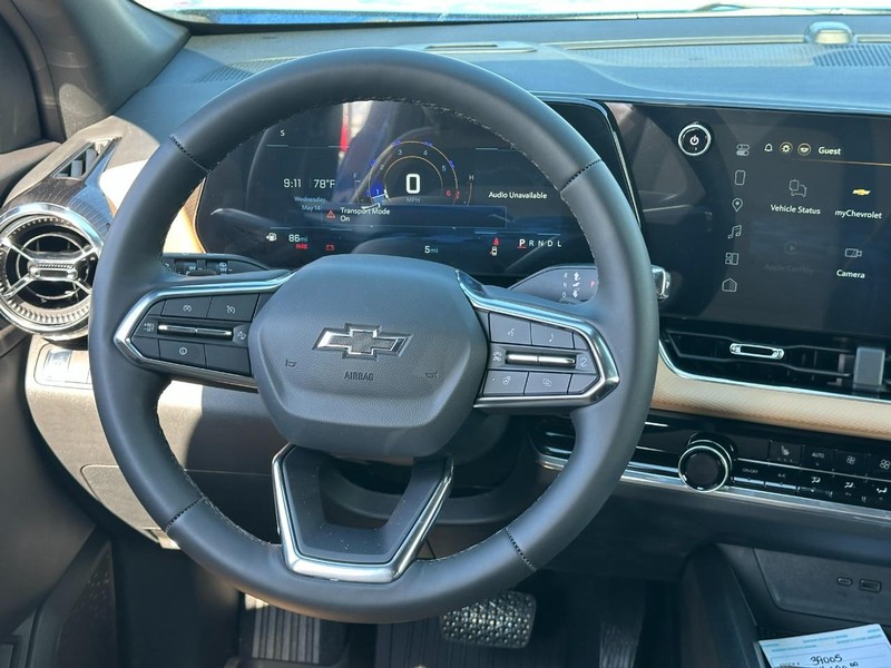 Chevrolet Equinox Vehicle Full-screen Gallery Image 6