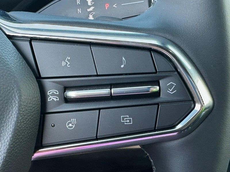 Chevrolet Equinox Vehicle Full-screen Gallery Image 12