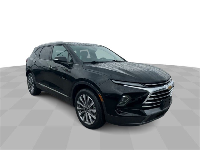 Chevrolet Blazer Vehicle Full-screen Gallery Image 2