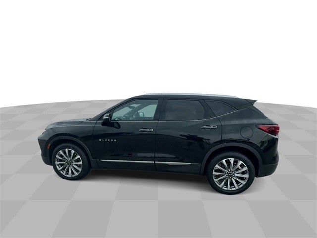 Chevrolet Blazer Vehicle Full-screen Gallery Image 5