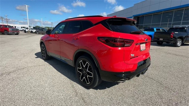 Chevrolet Blazer Vehicle Full-screen Gallery Image 6