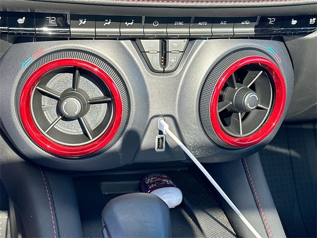 Chevrolet Blazer Vehicle Full-screen Gallery Image 18