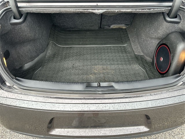 Chrysler 300 Vehicle Full-screen Gallery Image 27