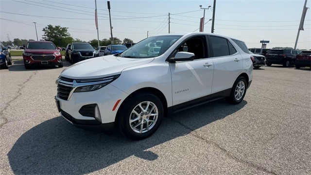 Chevrolet Equinox Vehicle Full-screen Gallery Image 4