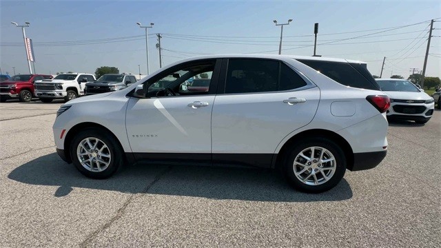Chevrolet Equinox Vehicle Full-screen Gallery Image 5