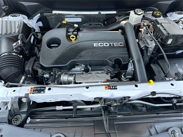 Chevrolet Equinox Vehicle Full-screen Gallery Image 28