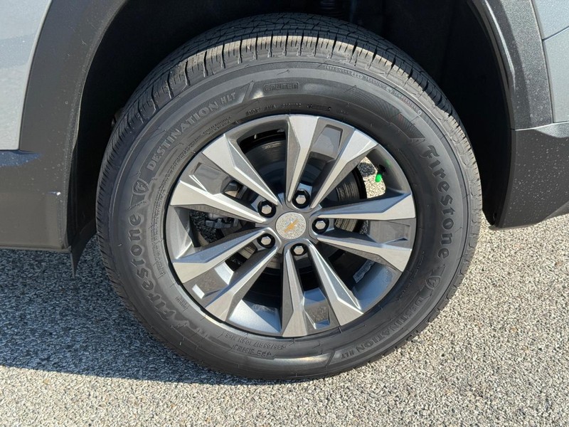 Chevrolet Equinox Vehicle Full-screen Gallery Image 4