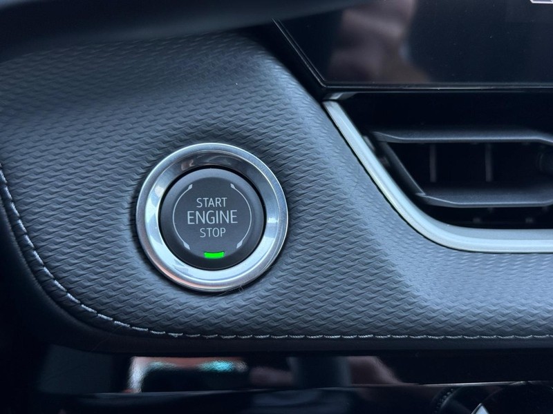 Chevrolet Equinox Vehicle Full-screen Gallery Image 10