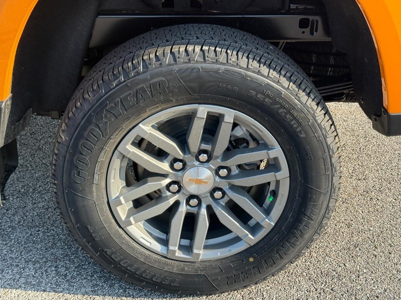 Chevrolet Colorado Vehicle Full-screen Gallery Image 4