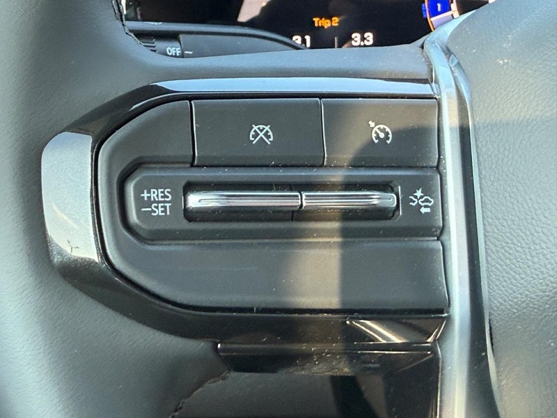 Chevrolet Colorado Vehicle Full-screen Gallery Image 8