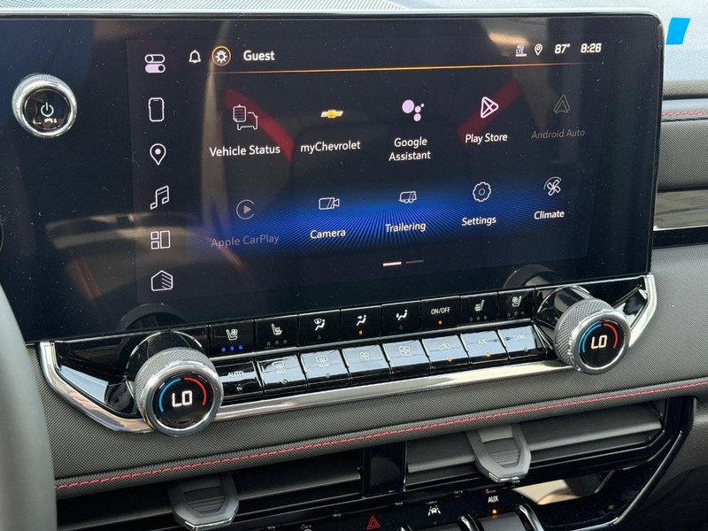 Chevrolet Colorado Vehicle Full-screen Gallery Image 12