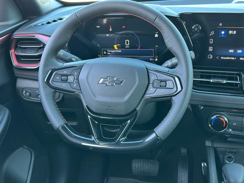 Chevrolet TrailBlazer Vehicle Full-screen Gallery Image 6