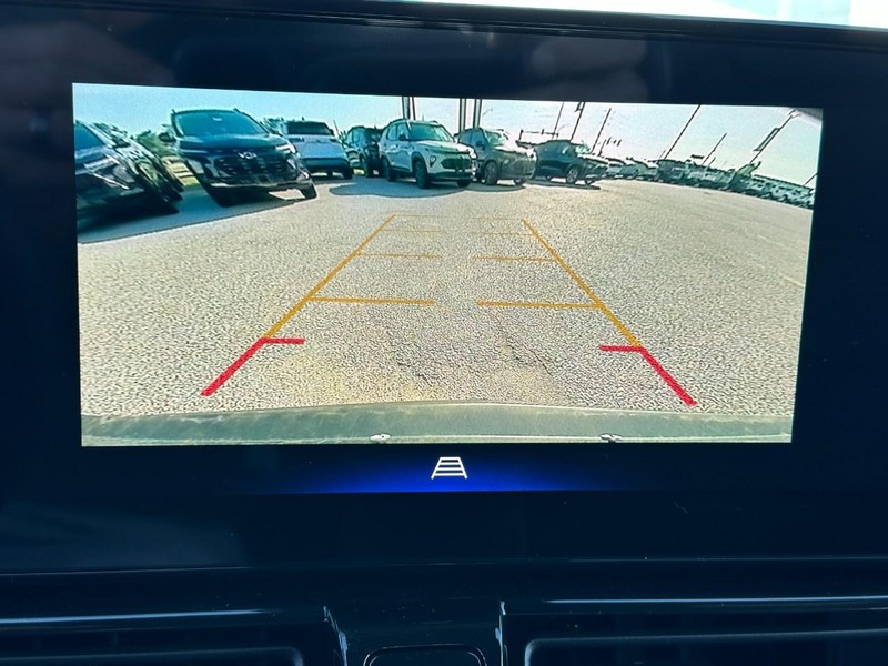 Chevrolet TrailBlazer Vehicle Full-screen Gallery Image 15