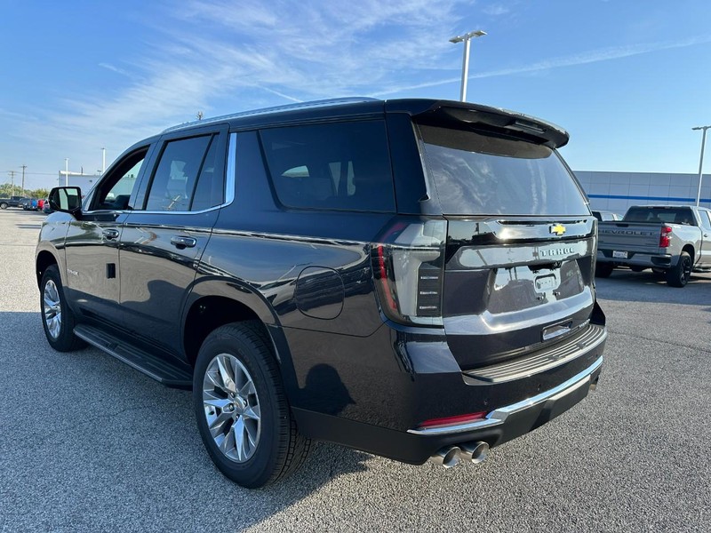 Chevrolet Tahoe Vehicle Full-screen Gallery Image 3