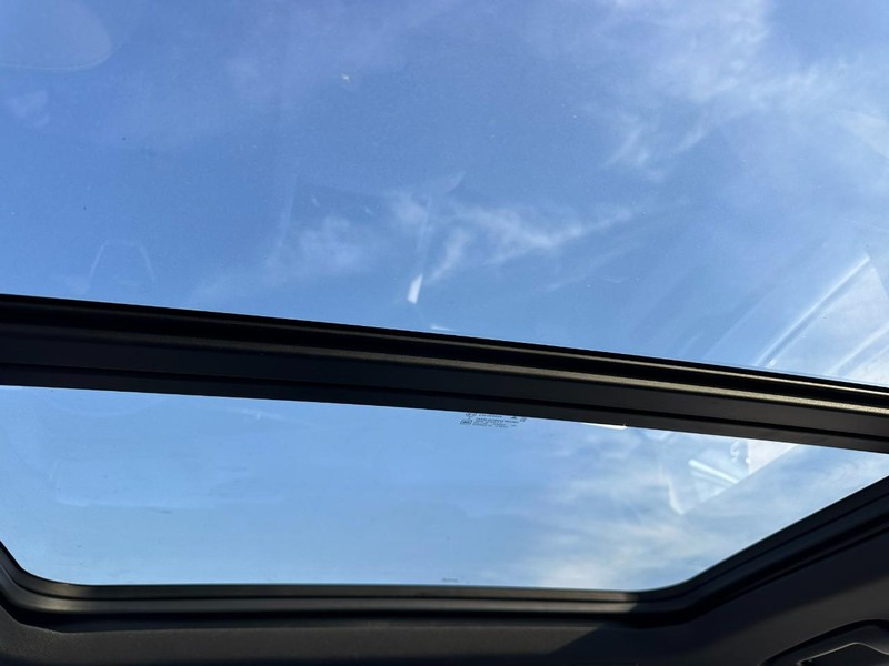 Chevrolet Tahoe Vehicle Full-screen Gallery Image 9