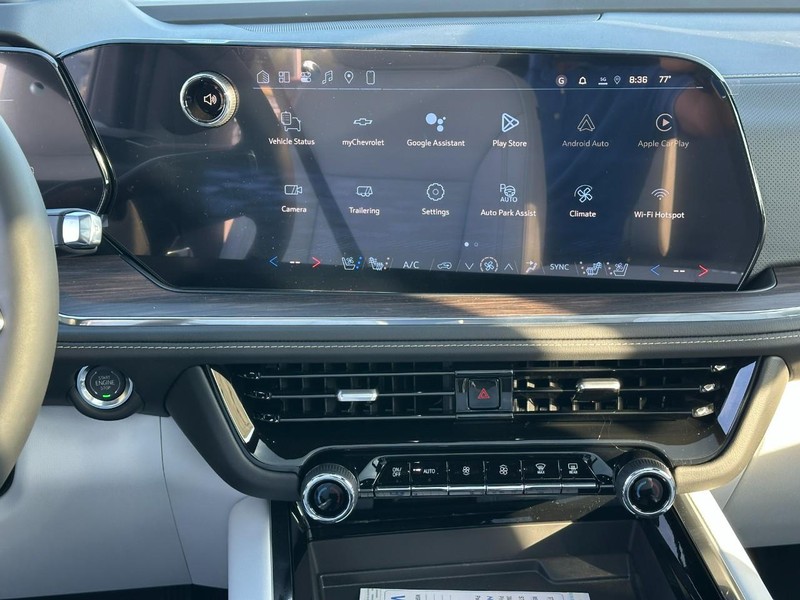 Chevrolet Tahoe Vehicle Full-screen Gallery Image 12