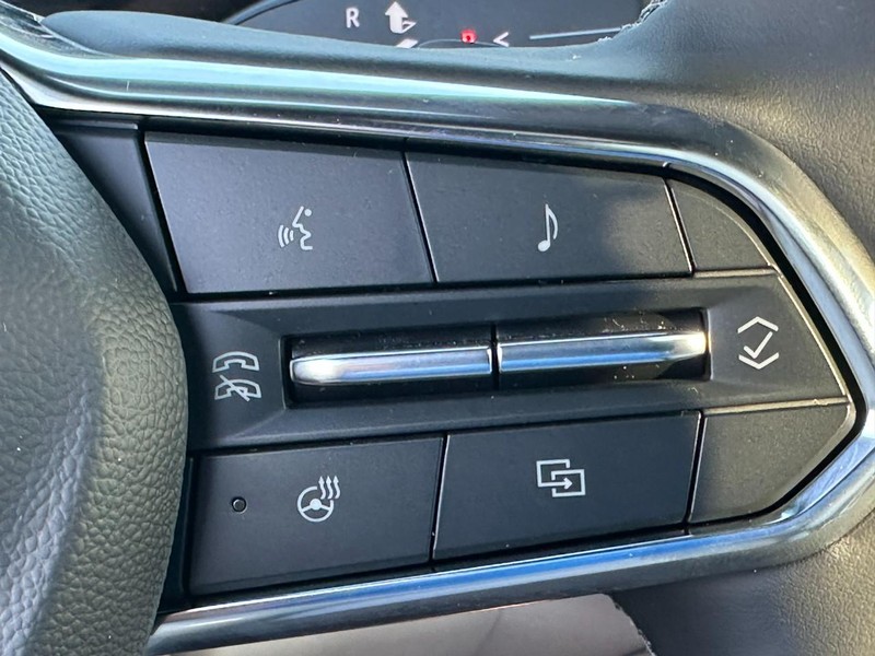 Chevrolet Tahoe Vehicle Full-screen Gallery Image 18